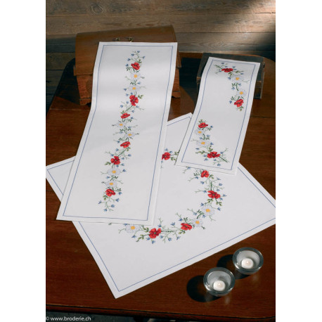 Permin, kit chemin de table coquelicots et marguerites (PE63-8848)