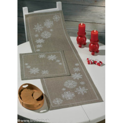 Permin, kit chemin de table Flocons de neige (PE75-4620)