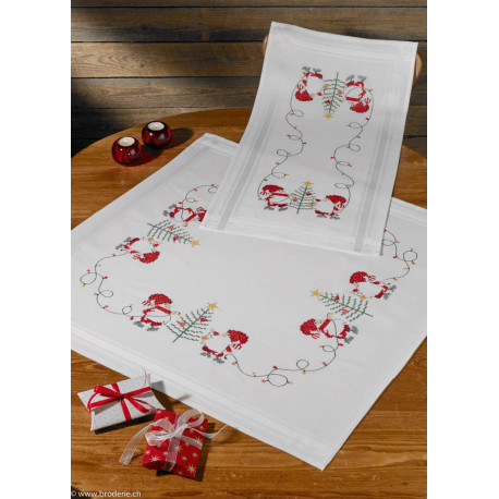 Permin, kit imprimé nappe Lutins de Noël (PE27-9641)